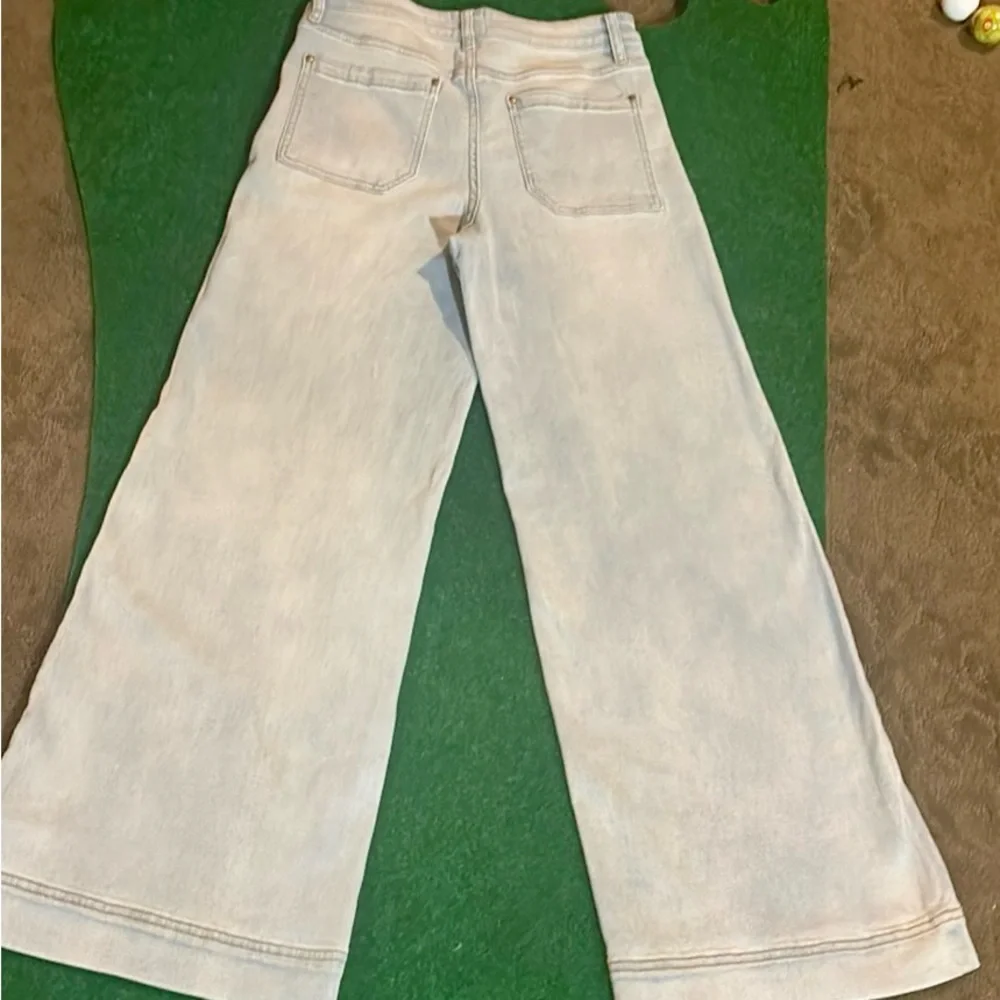 The Ettie High-Rise Crop Wide-Leg Jeans by Maeve - New with Tag - Light Denim - Picture 2 of 6